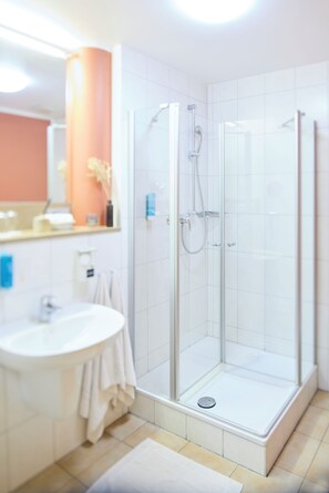 Free toiletries, hair dryer, towels