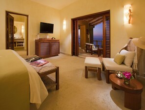 Cliffside Ocean Front Suite | View from room