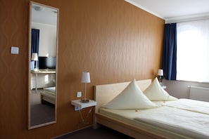 Tremannsrom | Allergitestet sengetøy, individuelt innredet og skrivebord