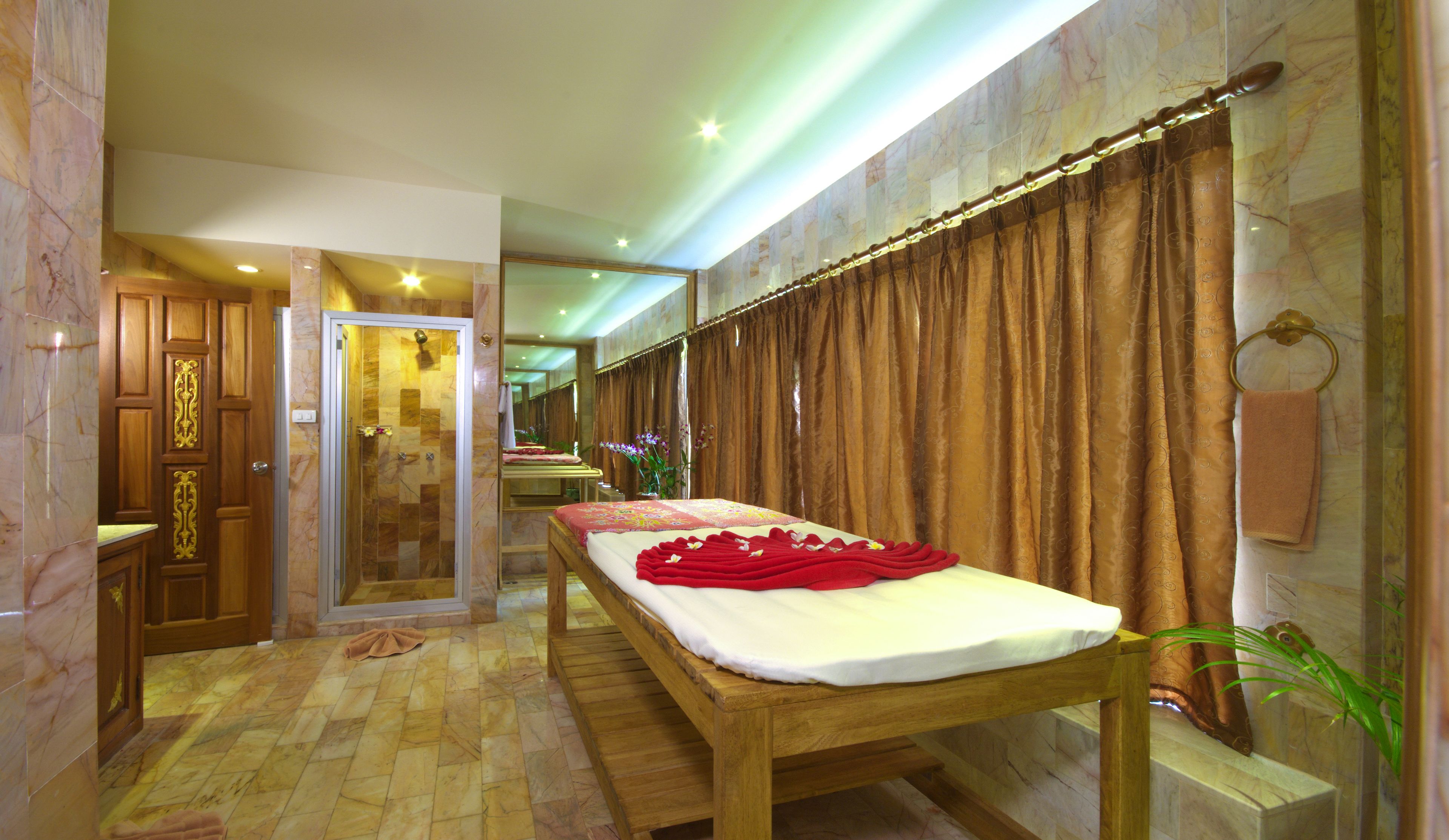 couples treatment room(s), body treatments, thai massages