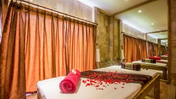 Couples treatment room(s), body treatments, Thai massages