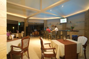 Bar (en la propiedad)