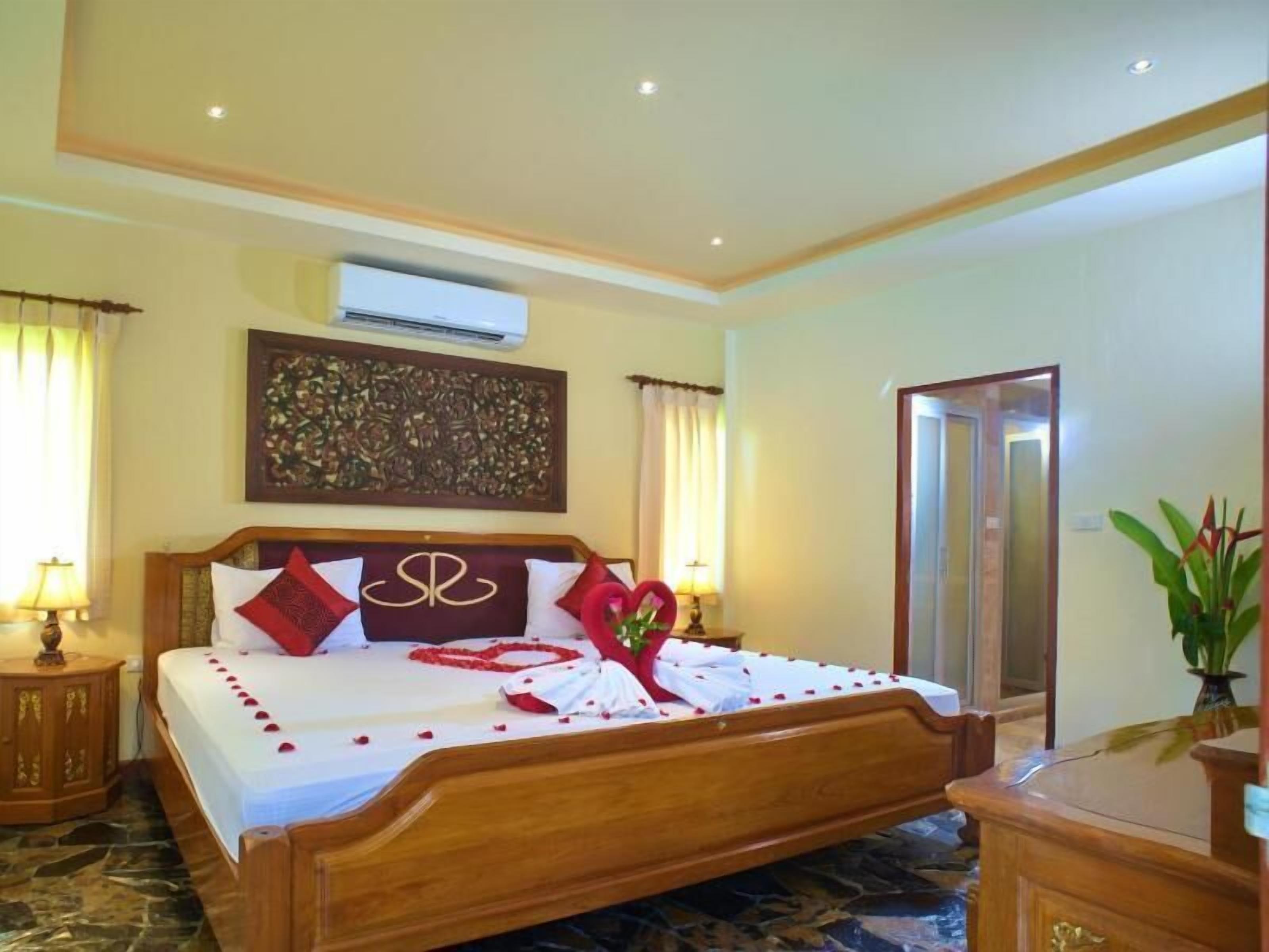 1 bedroom, minibar, in-room safe, desk