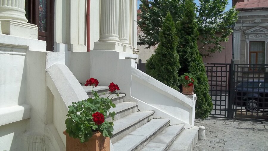 PRince Residence Apartments