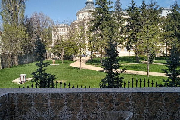 Leilighet, 1 soverom, kjøkken | Utsikt fra balkong