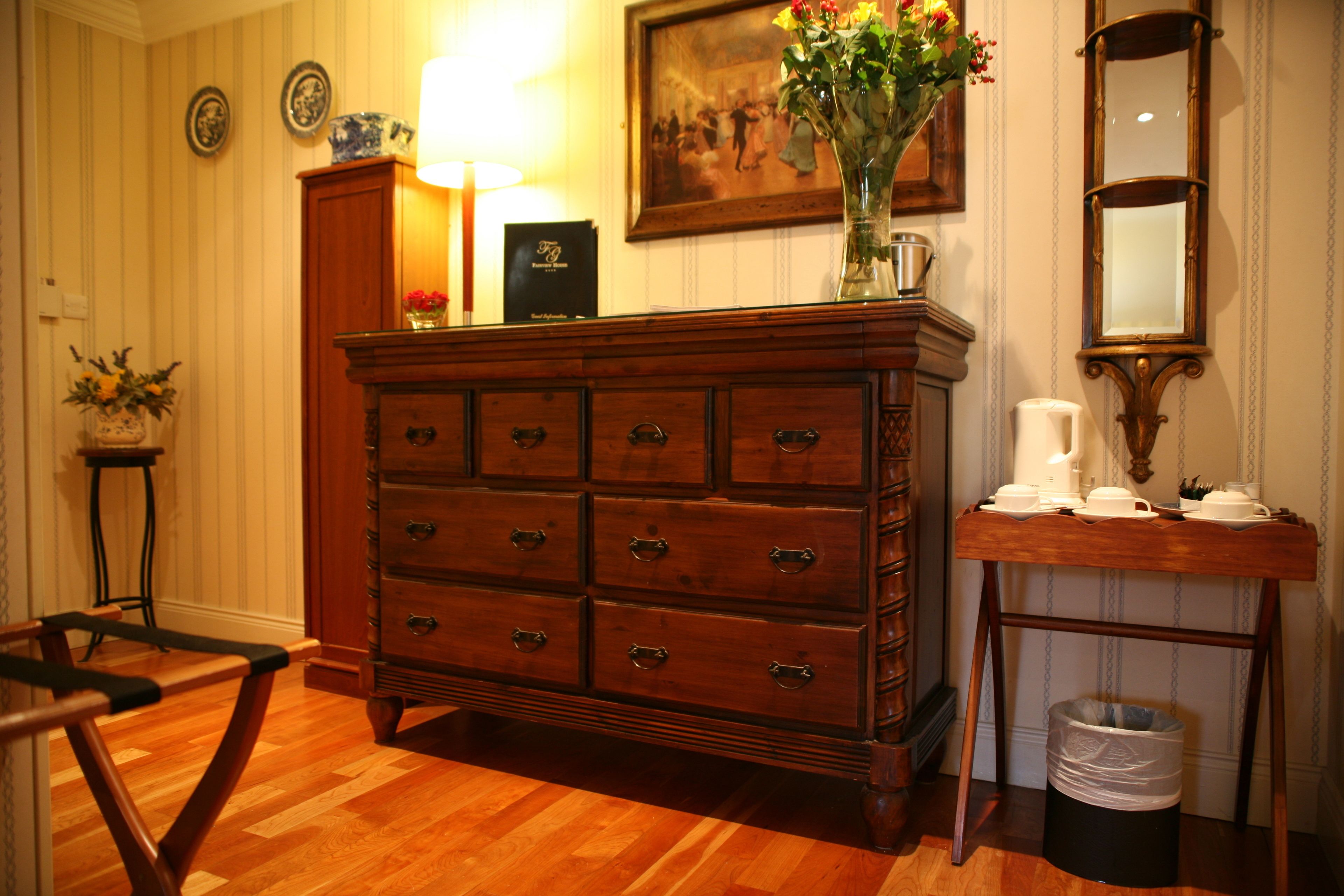 junior suite | premium bedding, in-room safe, desk, iron/ironing board