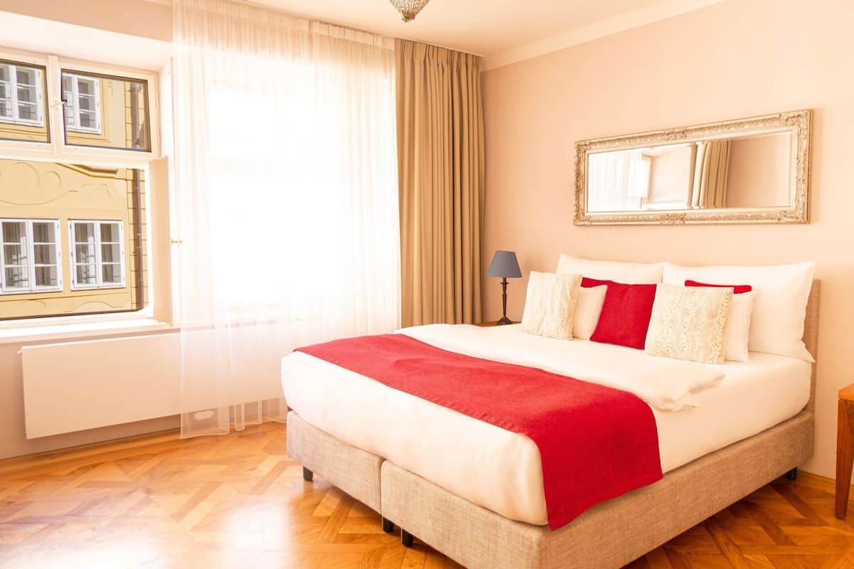 Literie de qualité supérieure, minibar, coffres-forts dans les chambres