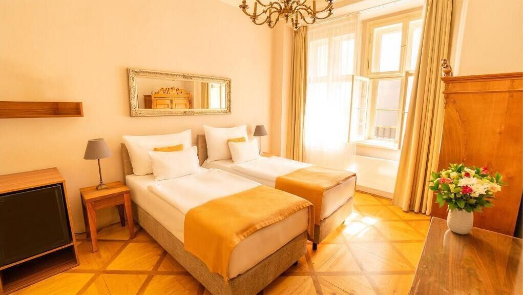 高級寢具、迷你吧、客房內保險箱、搖籃/嬰兒床