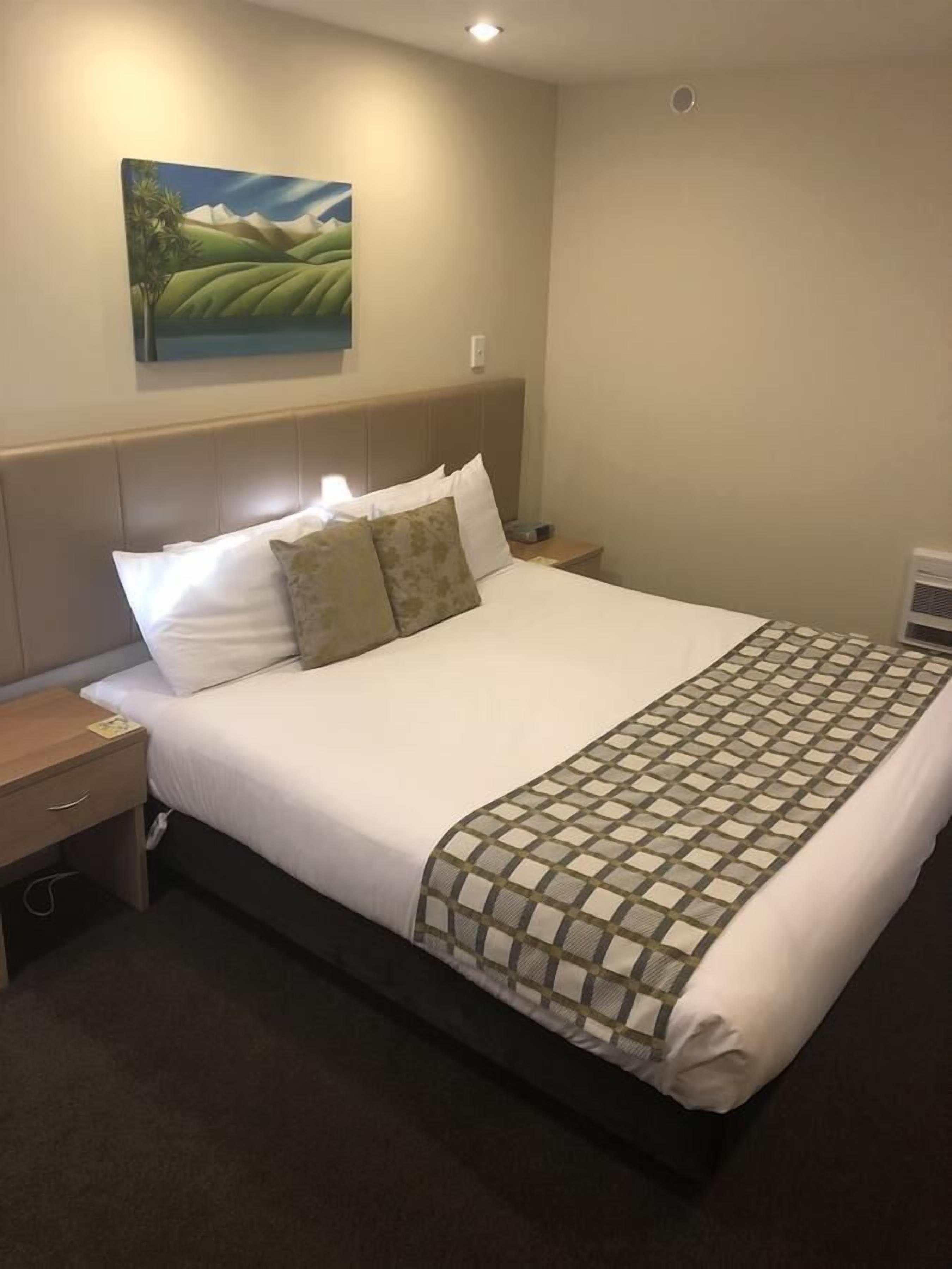 Premium bedding, Select Comfort beds, individually decorated