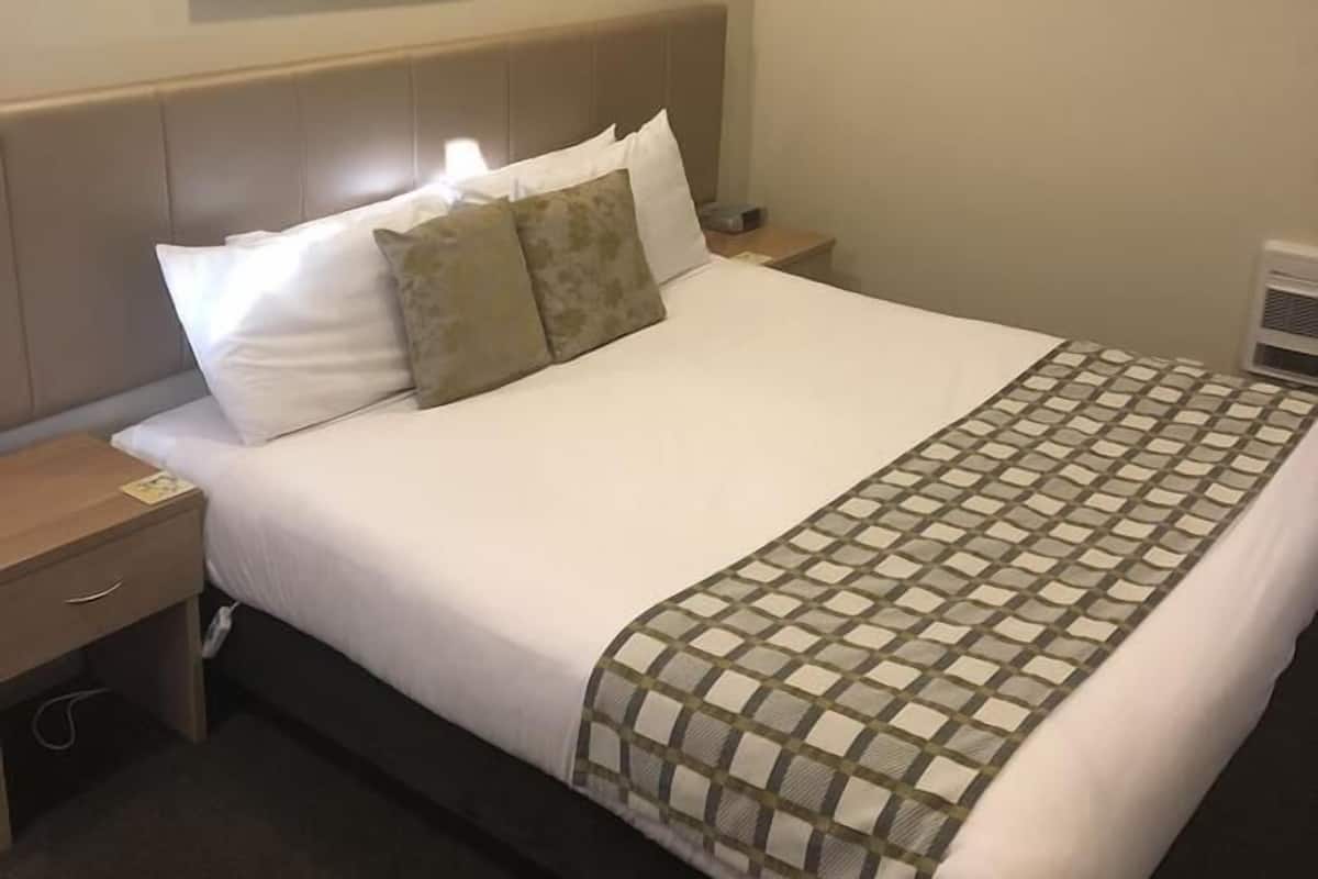 Premium bedding, Select Comfort beds, individually decorated