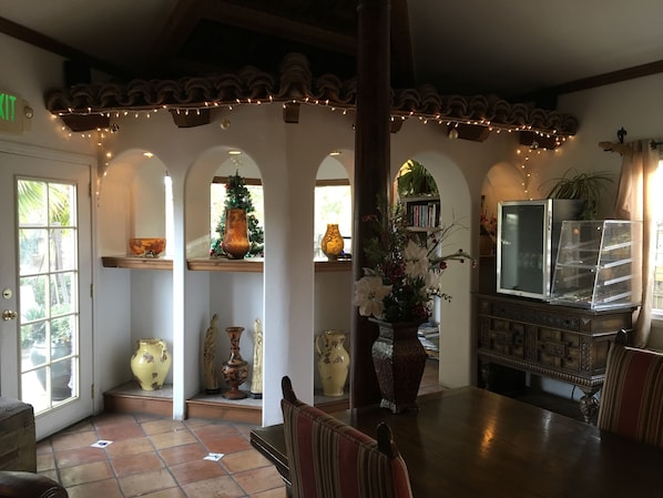 Petit déjeuner continental compris tous les jours