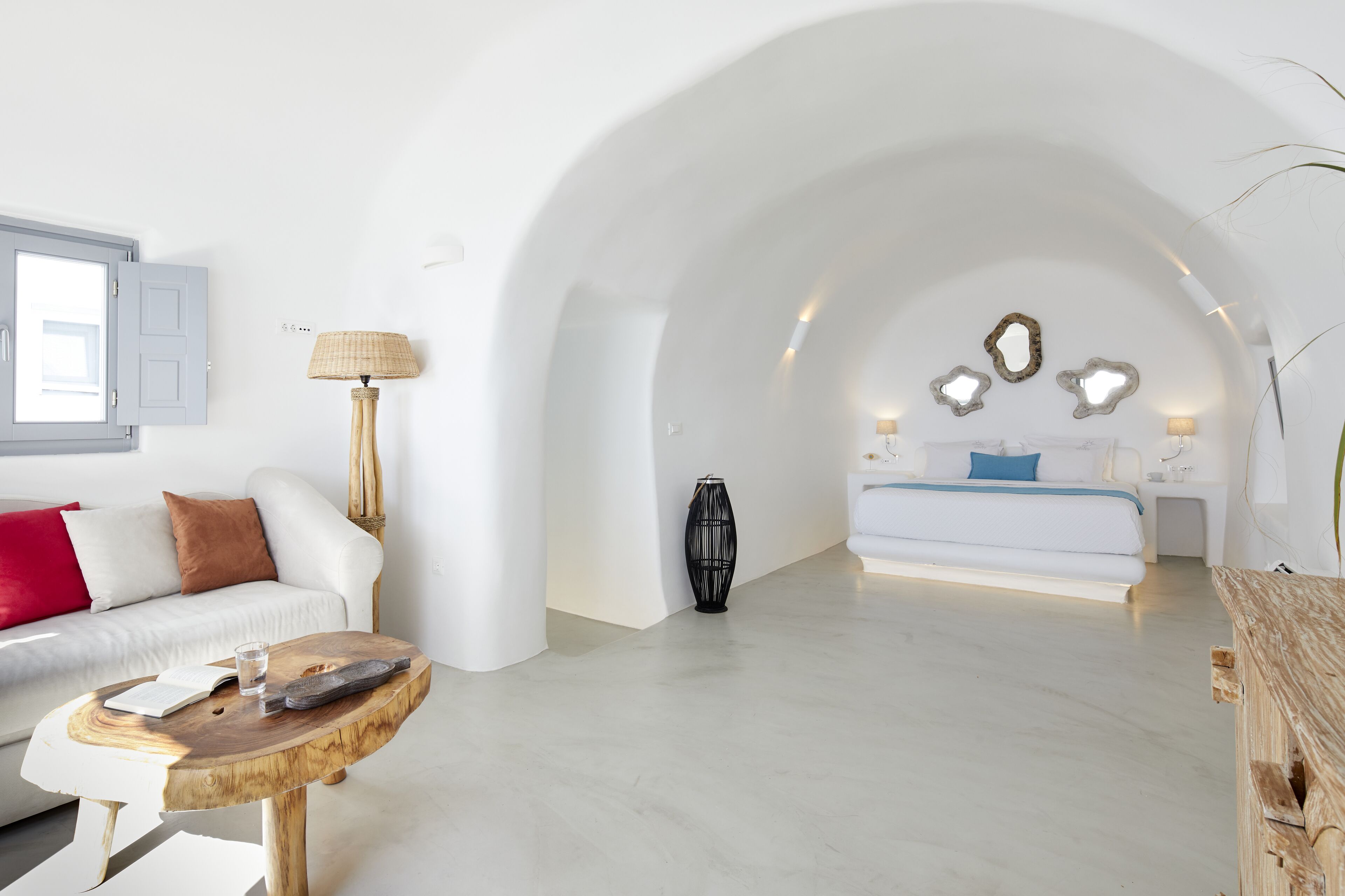 Photo - Iliovasilema Suites