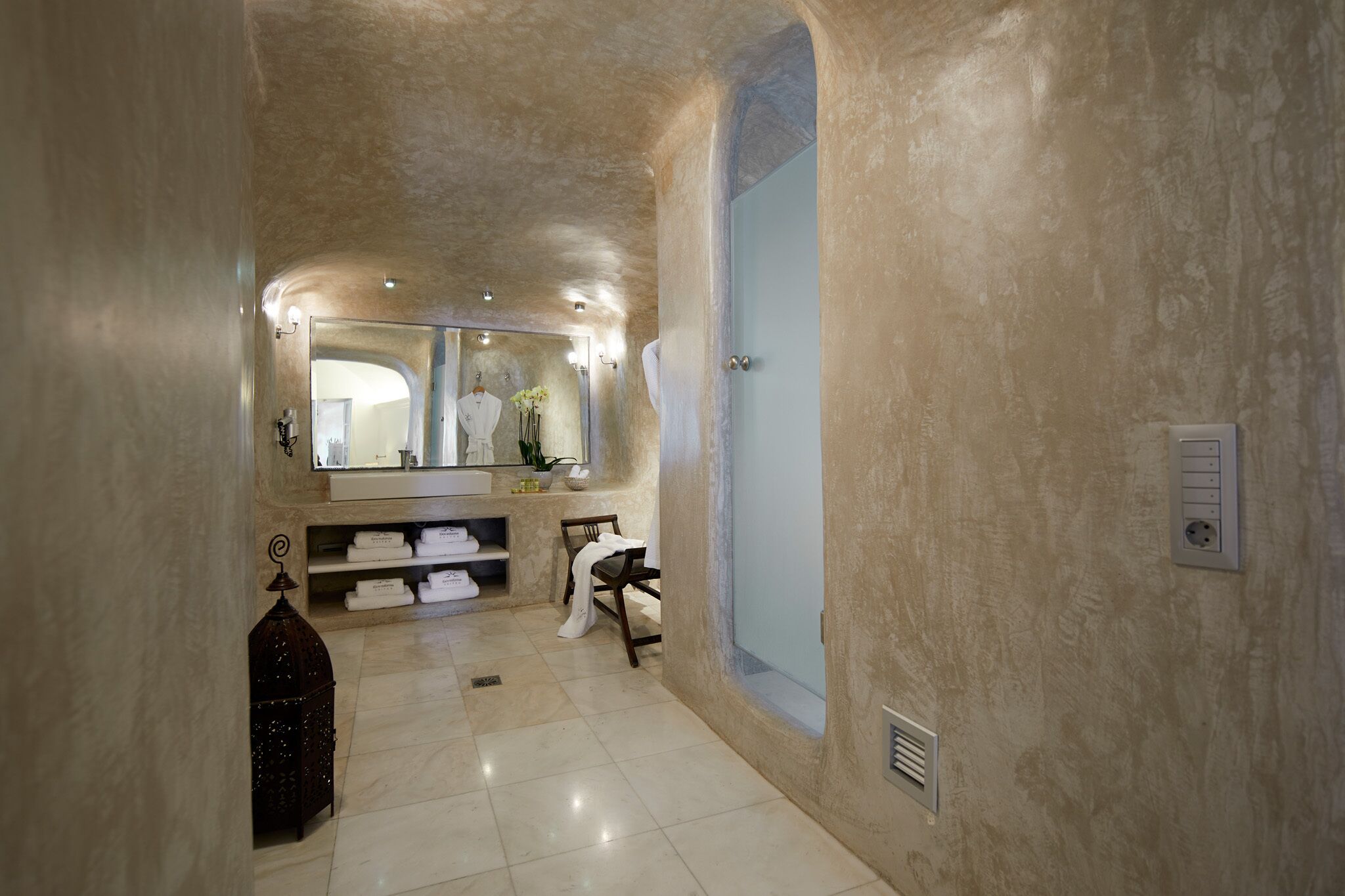 Photo - Iliovasilema Suites