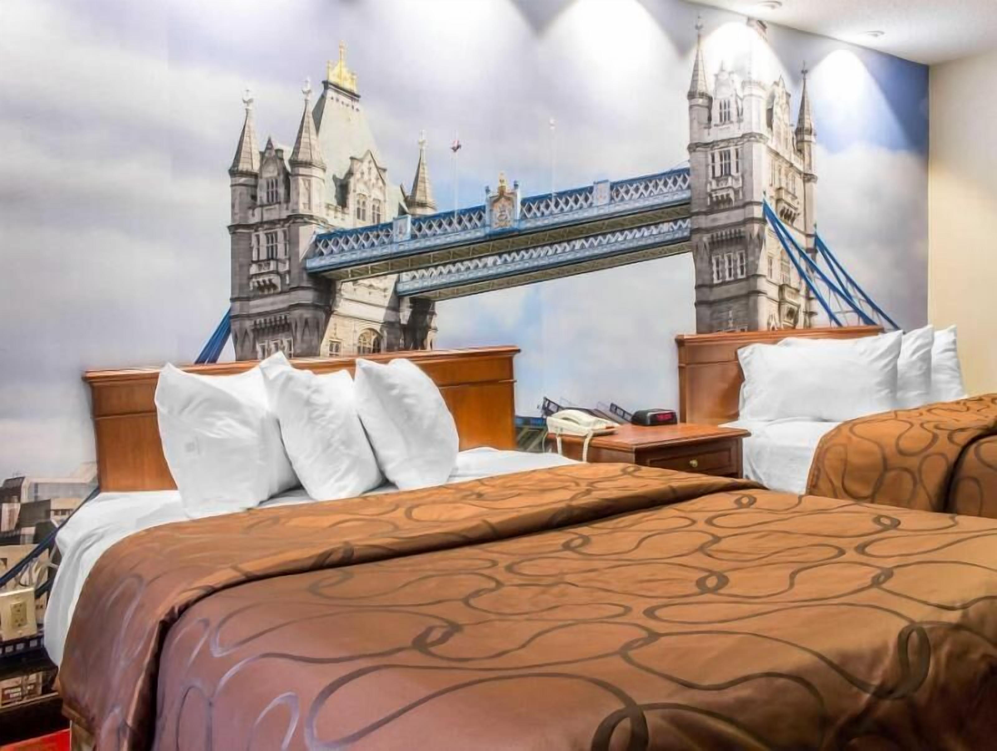 Desk, iron/ironing board, free WiFi, bed sheets