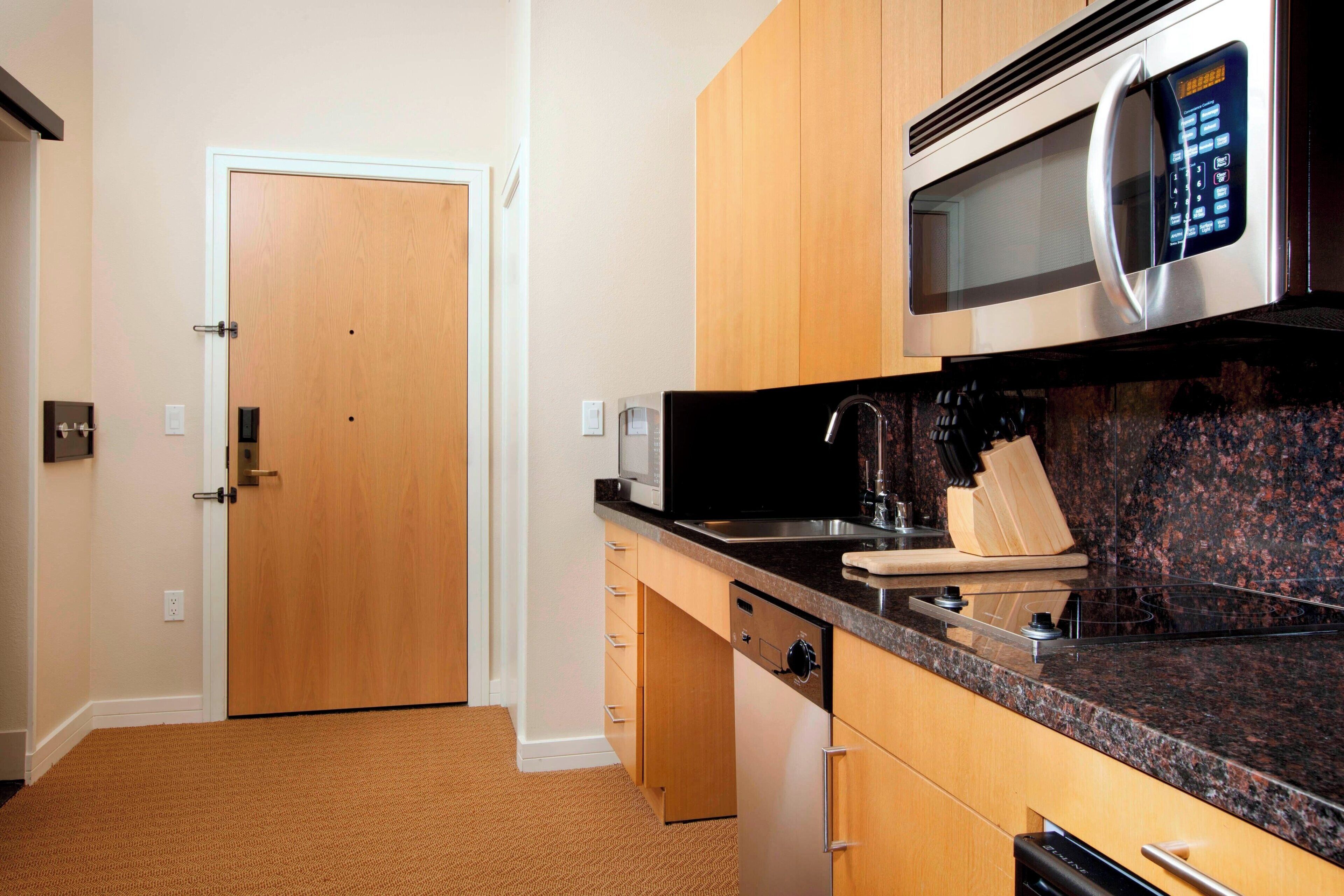 premium bedding, down duvets, in-room safe, blackout curtains