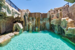 Soins corporels, soins du visage, soins de manucure et de pédicure