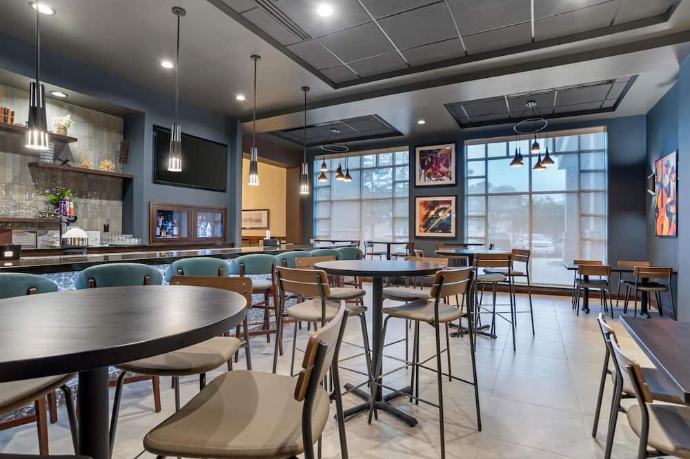 Drury Inn & Suites Baton Rouge