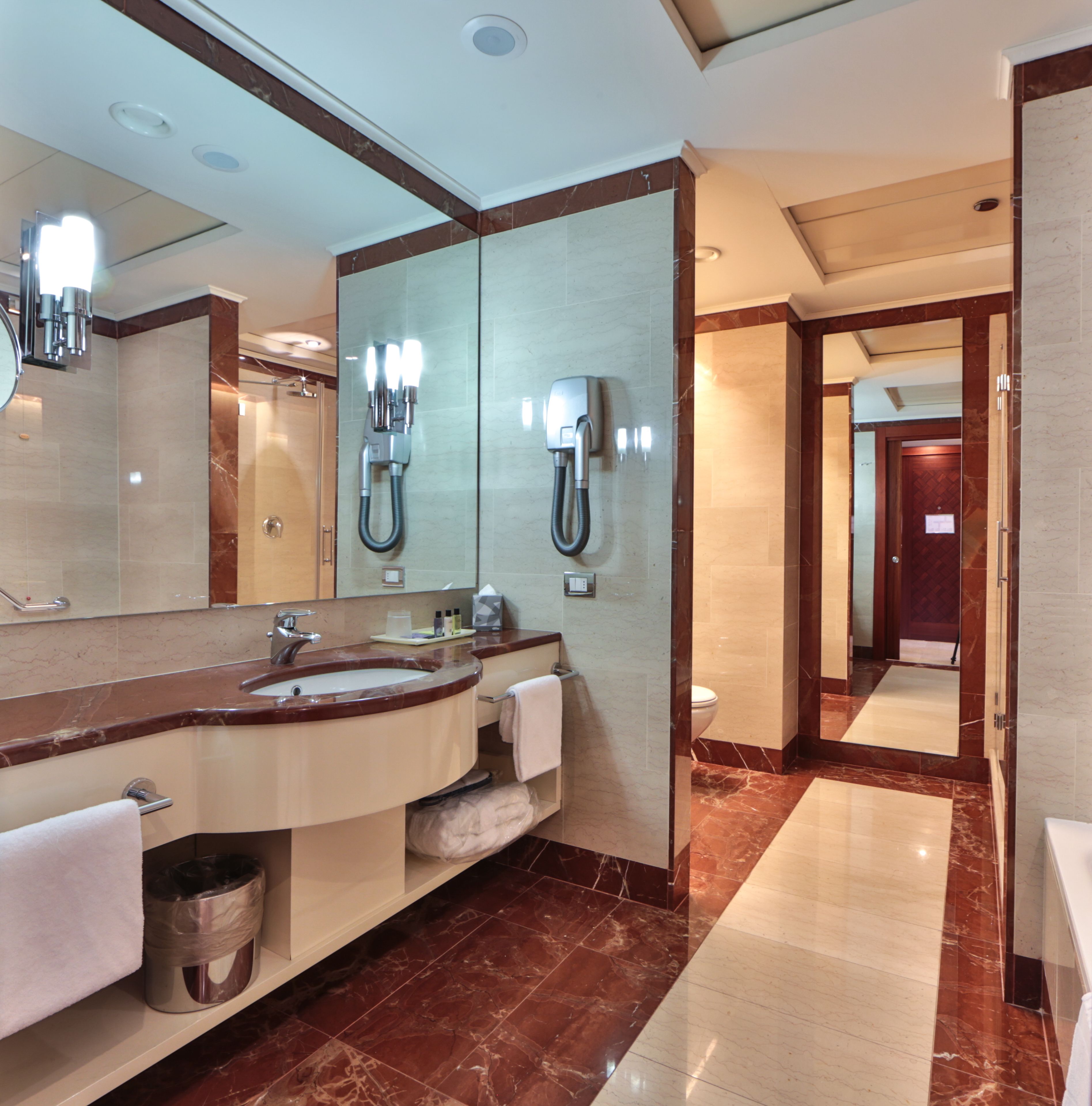 Photo - UNA Hotels Expo Fiera Milano