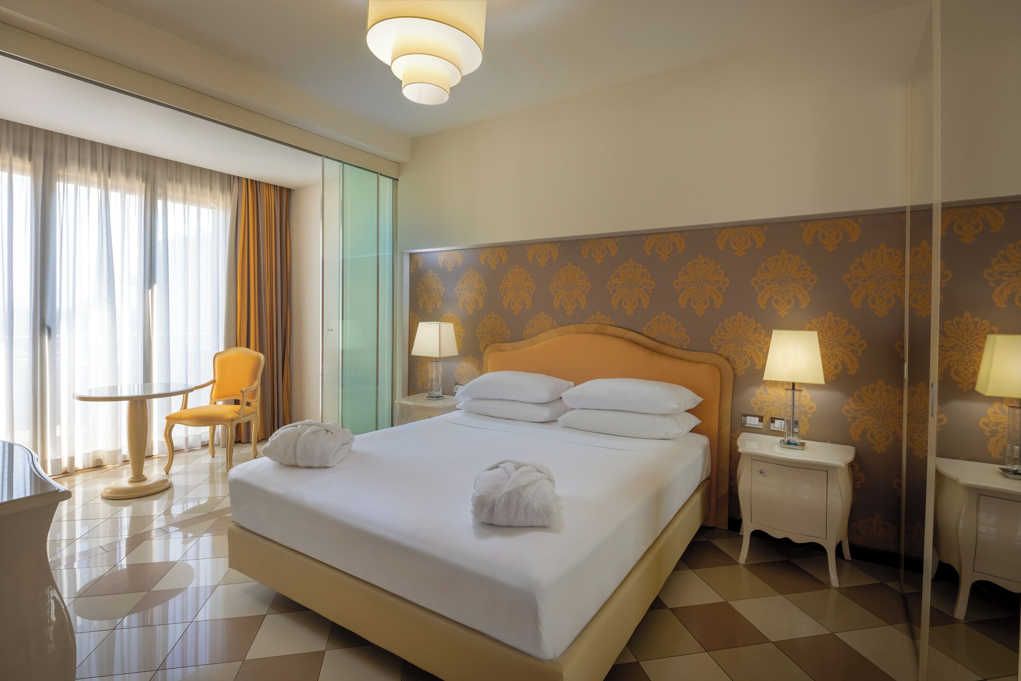 Executive Apartment, 1 Bedroom | Hypo-allergenic bedding, in-room safe, desk, soundproofing