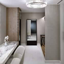 Executive Suite | 1 bedroom, premium bedding, minibar, in-room safe