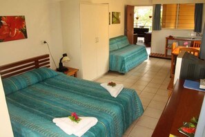 Chambre Standard, salle de bains attenante | Vue de la chambre