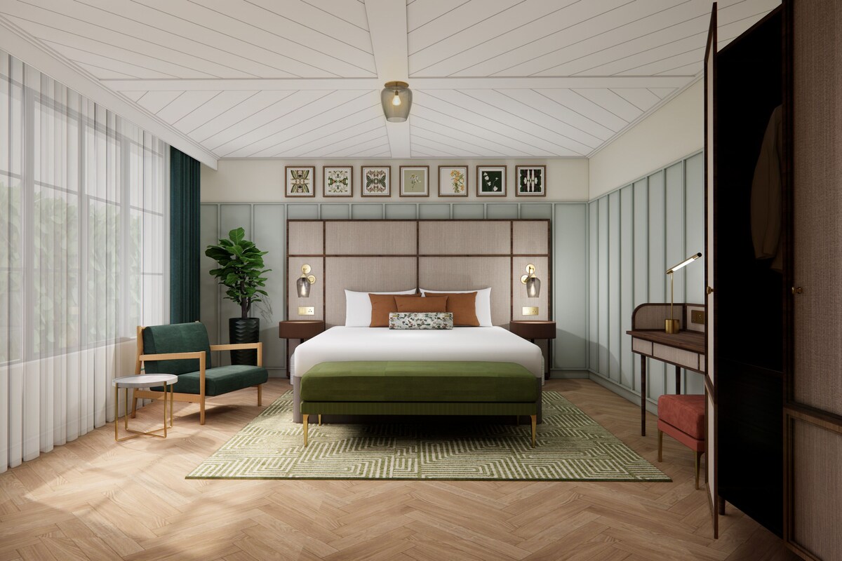 Courtyard Spa Room | Iron/ironing board (on request), WiFi (free), bed sheets