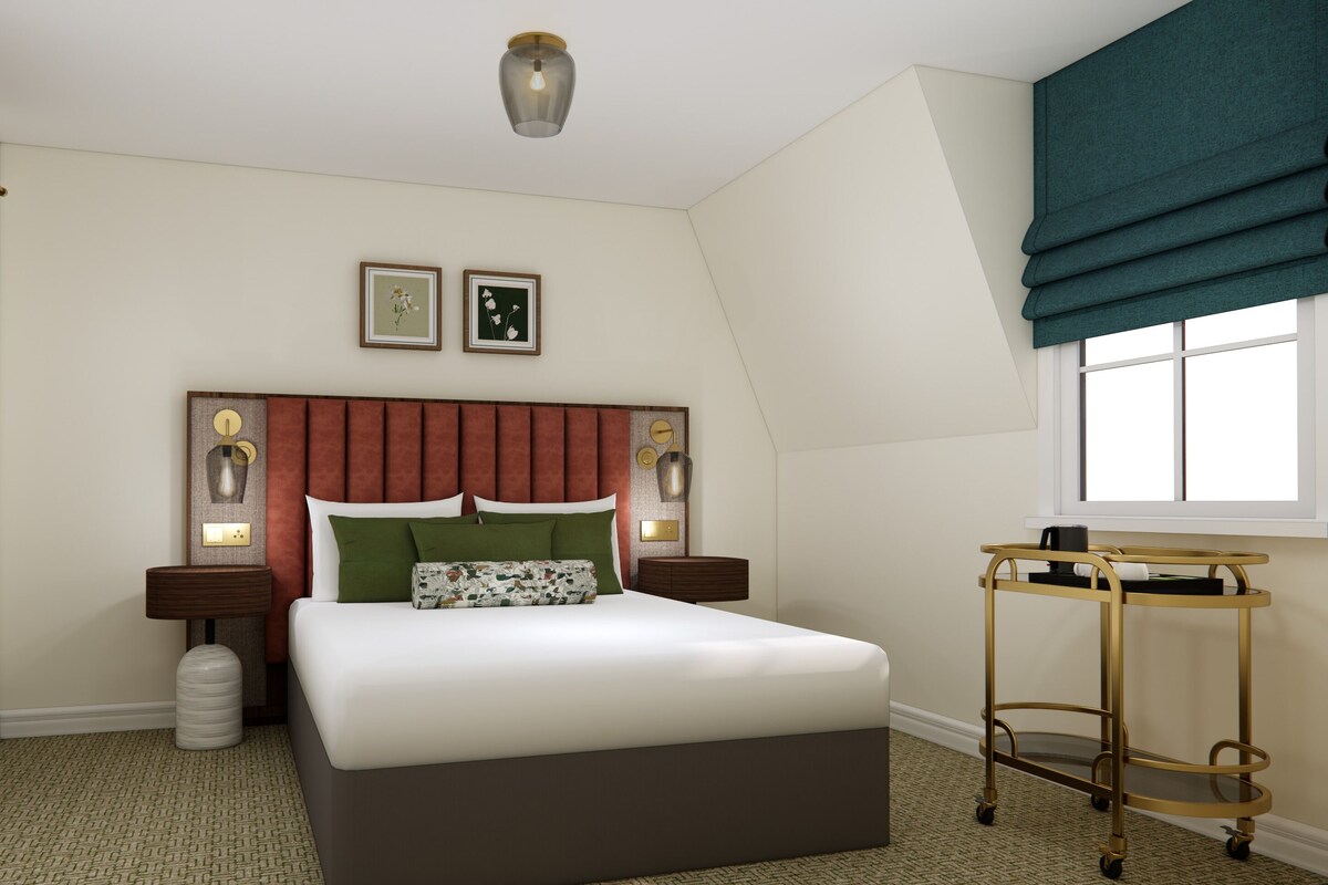 Iron/ironing board (on request), WiFi (free), bed sheets