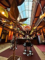 Se sirven cenas y cocina francesa 