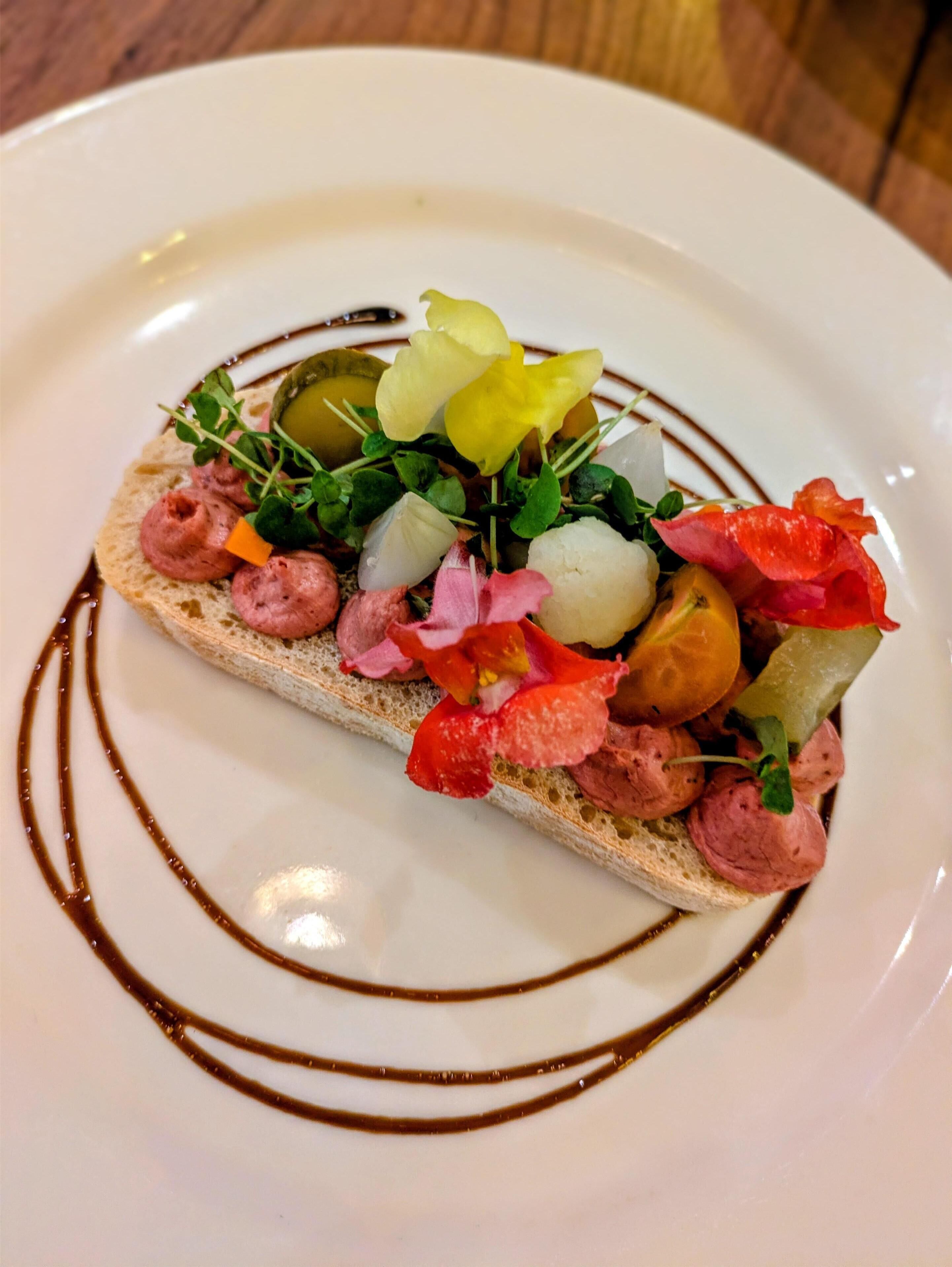 餐飲