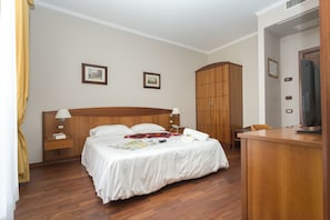 Minibar, in-room safe, desk, blackout curtains