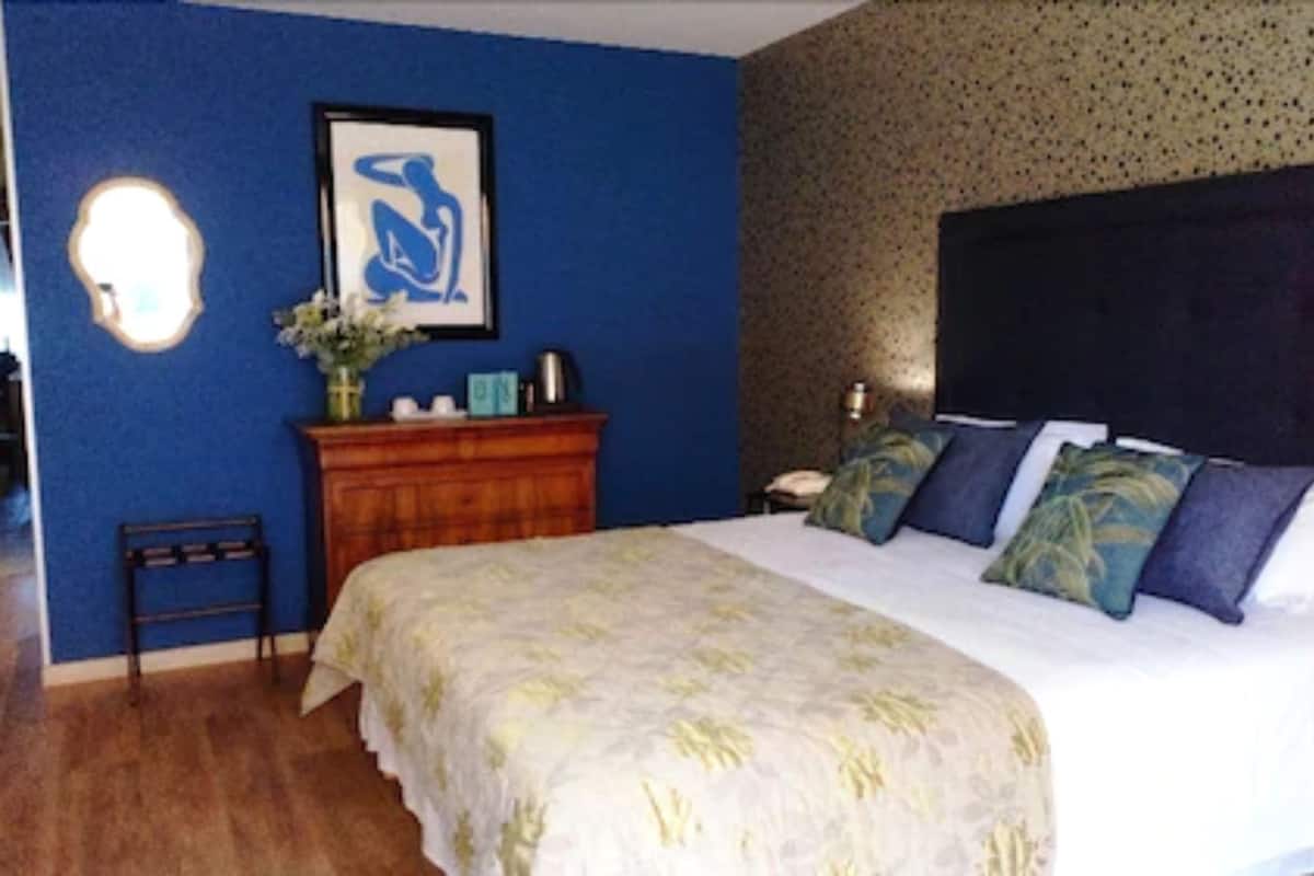 15 dormitoris, matalassos de la marca Select Comfort i minibar