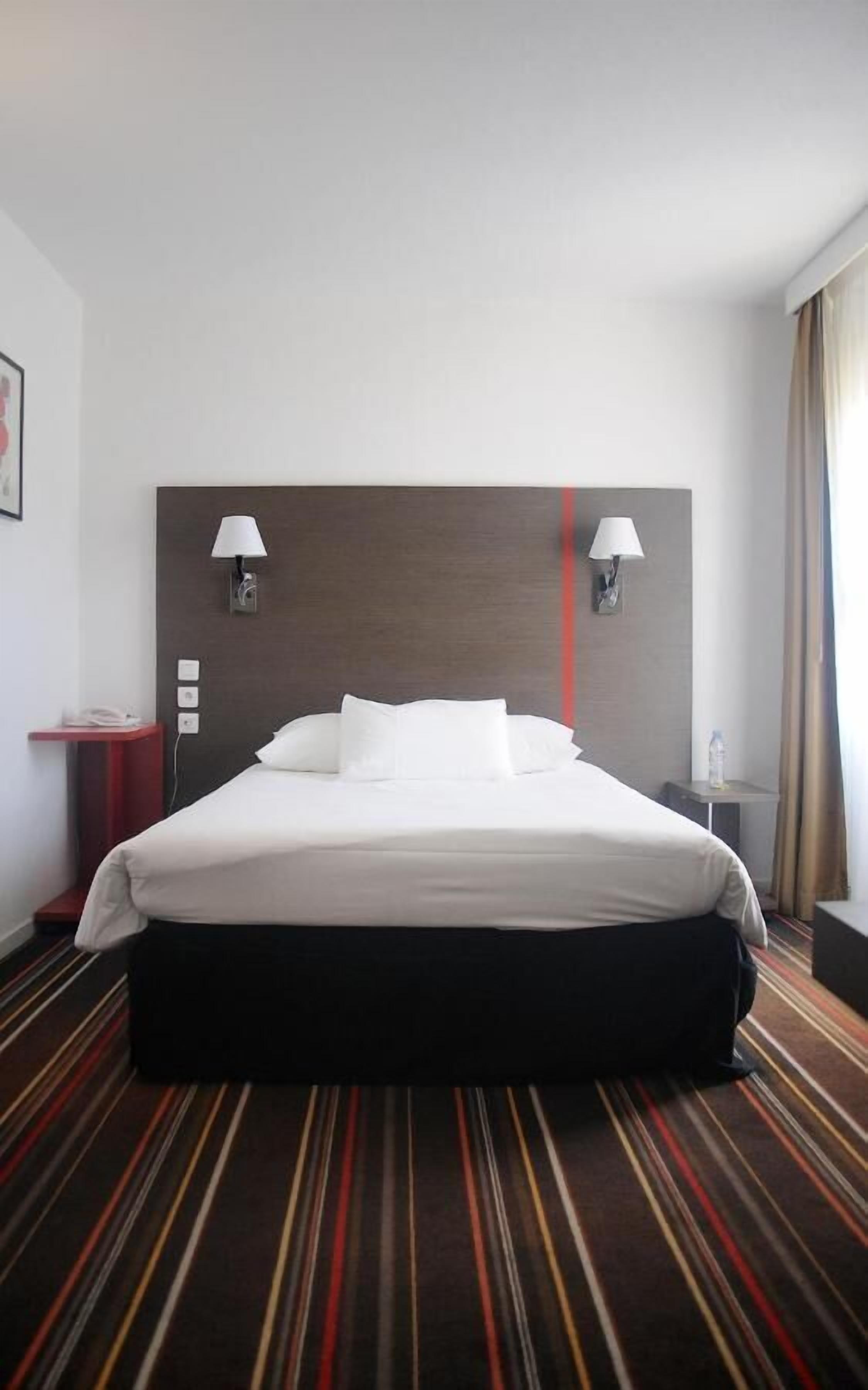 standard room, 1 double bed | in-room safe, desk, free wifi