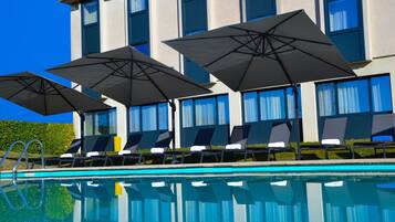 Seasonal outdoor pool