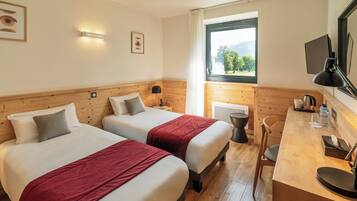 In-room safe, desk, free WiFi, bed sheets