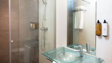 Free toiletries, hair dryer, bidet, towels