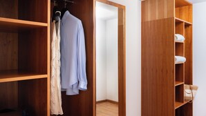 Wardrobe - RVHotels Nautic Park (Castell-Platja d'Aro)
