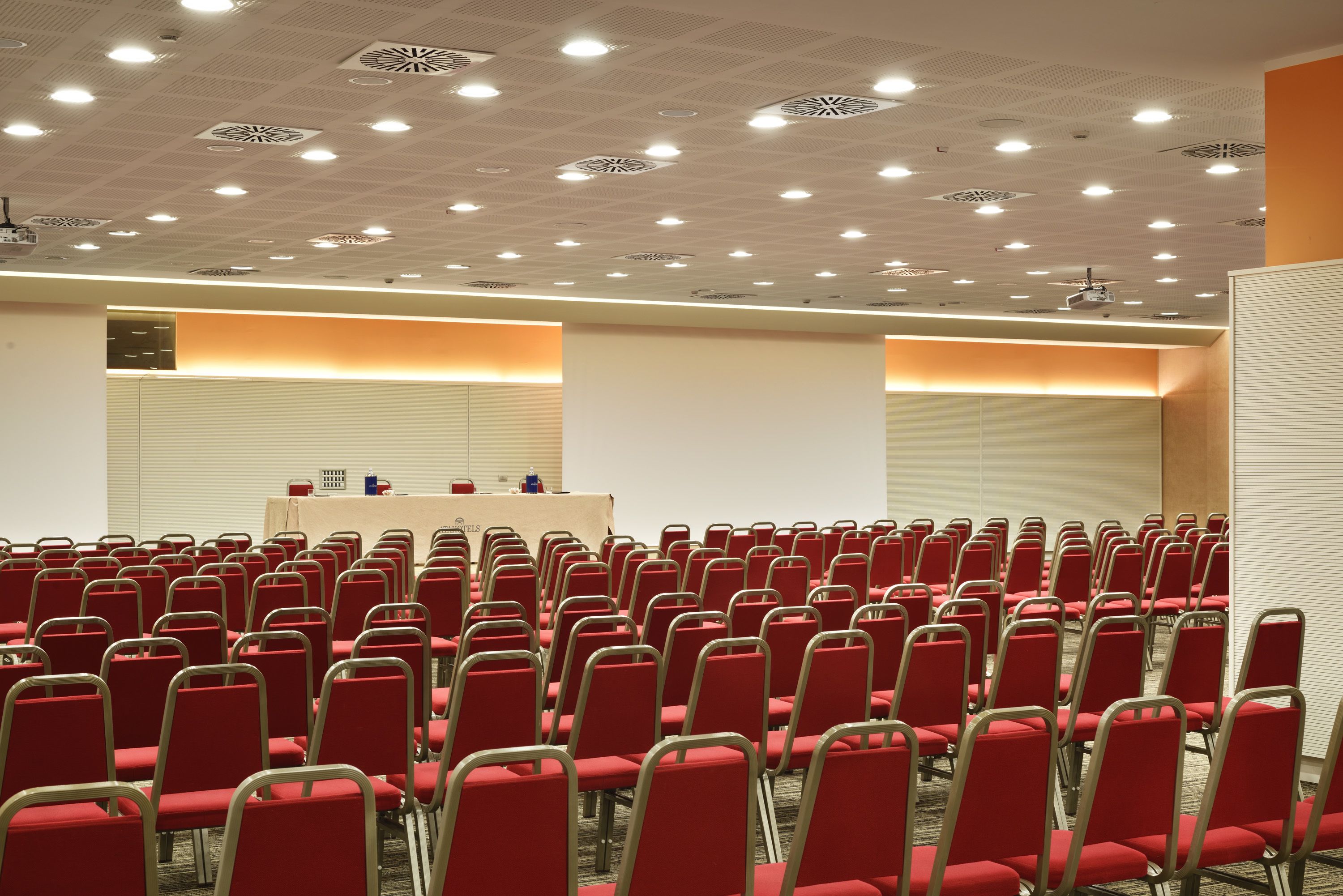 Photo - UNAHOTELS Varese