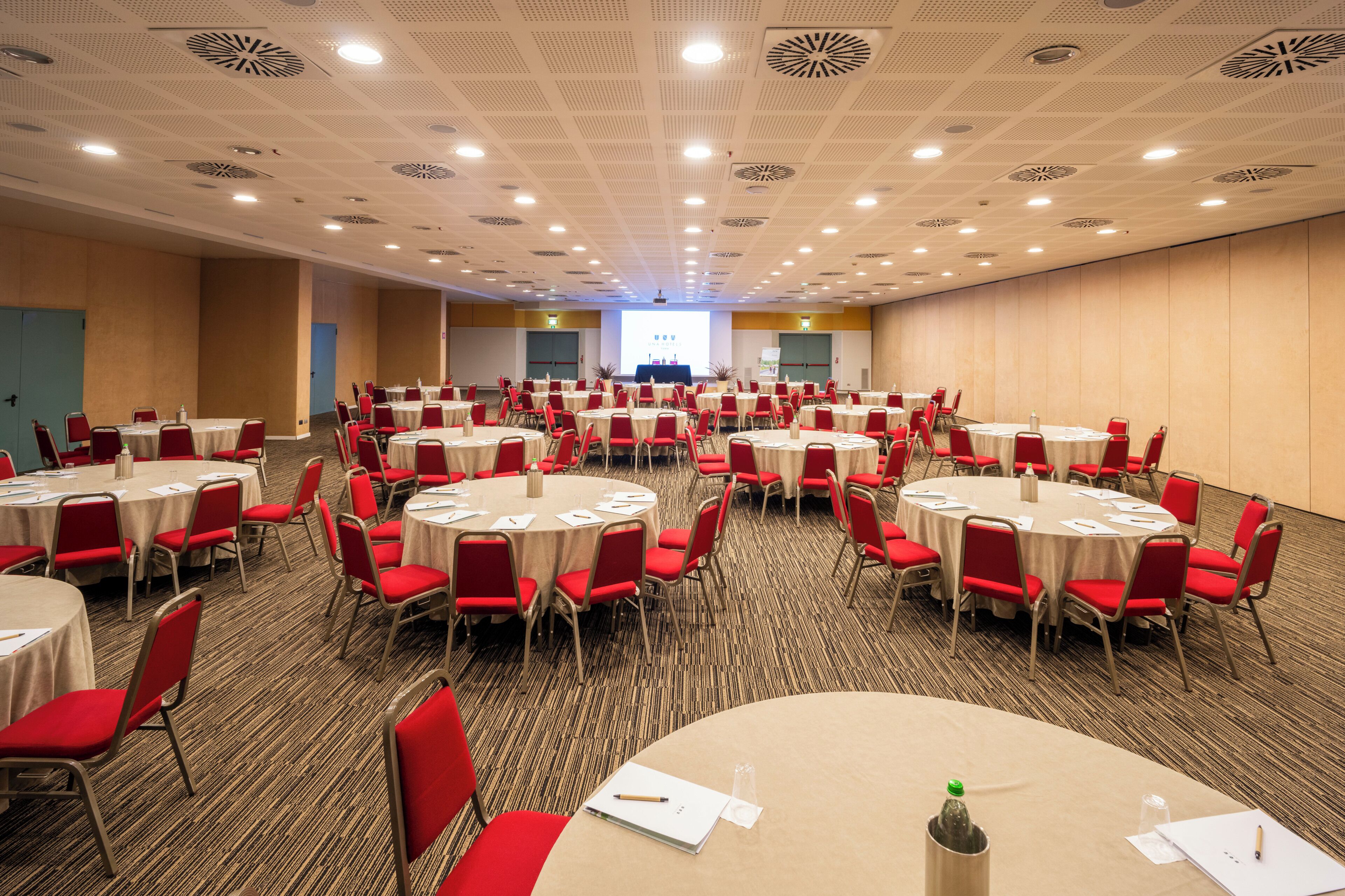 Photo - UNAHOTELS Varese