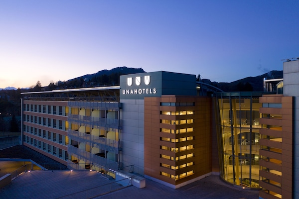 Fachada del alojamiento - Noche