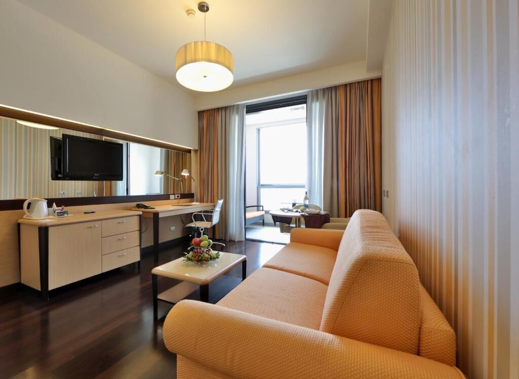In-room safe, desk, blackout drapes, soundproofing
