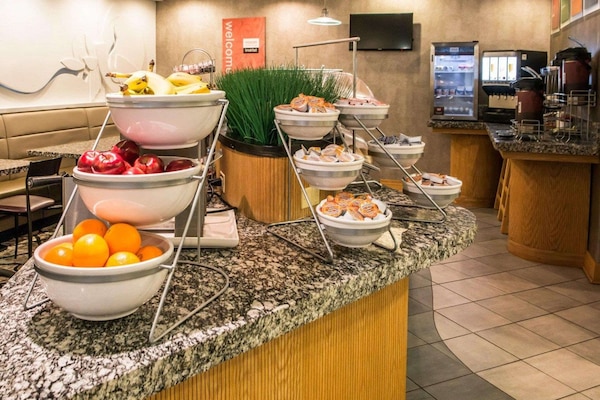 Free daily full breakfast