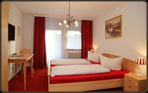 Habitación doble | Cunas (de pago) y wifi gratis