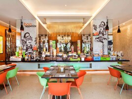 Desayuno buffet todos los días (con cargo)