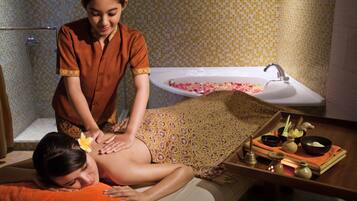 Espace de soins pour les couples, sauna, hammam, soins corporels