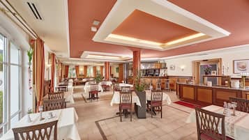 Daily buffet breakfast (EUR 6 per person)