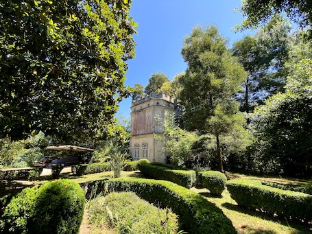 Jardín. Vila Duparchy