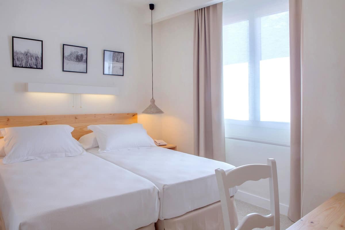 In-room safe, desk, blackout curtains, free WiFi