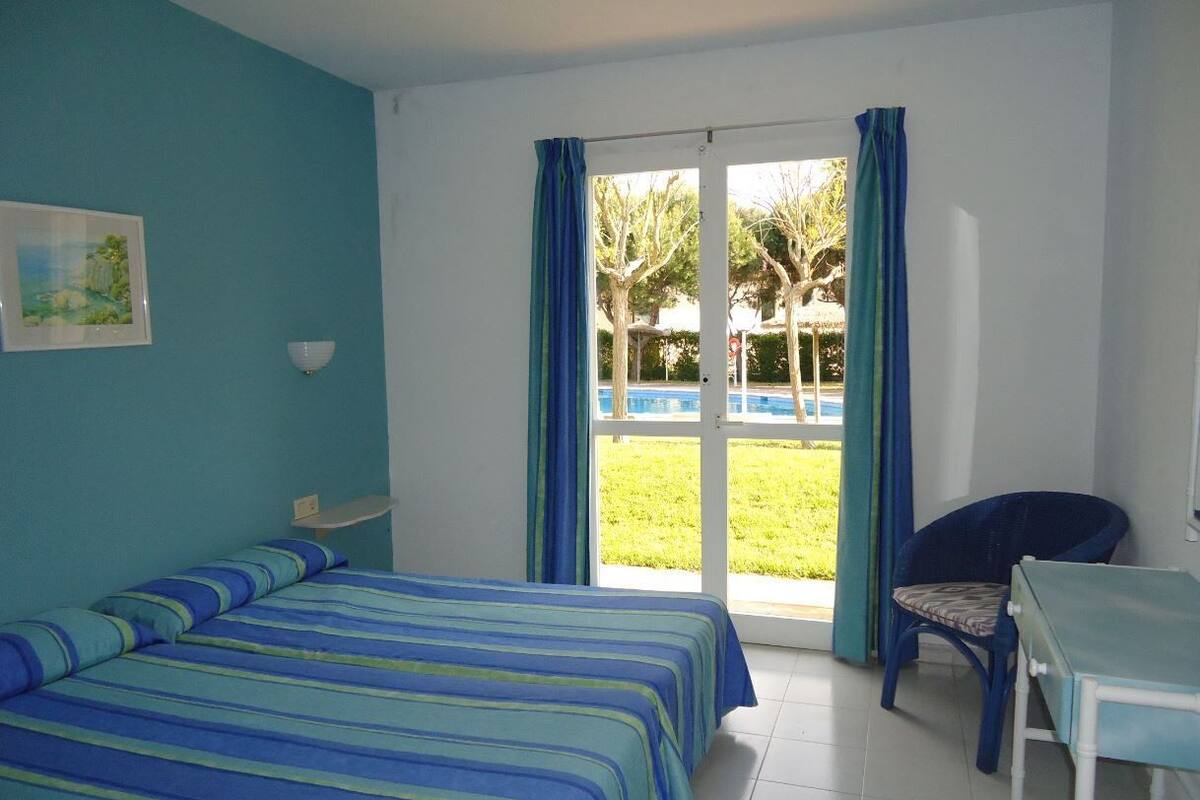 1 bedroom, Select Comfort beds, in-room safe, free cots/infant beds