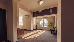 Unclassified image, 3 of 47, button - Hotel Philia (Podgorica)