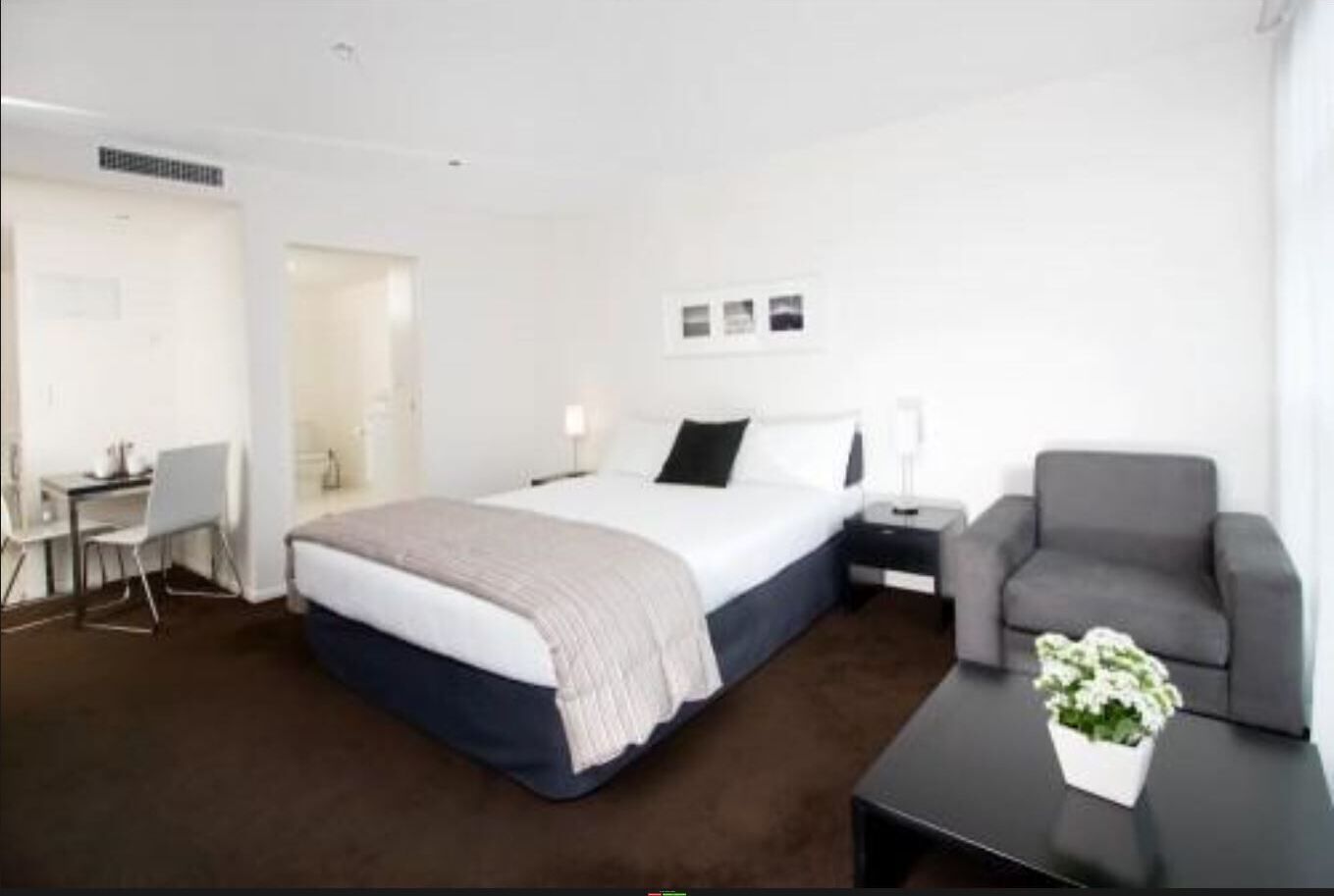 In-room safe, desk, soundproofing, iron/ironing board